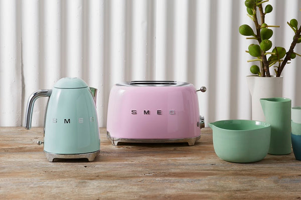 Smeg TSF01PKUK Toaster, Pink
