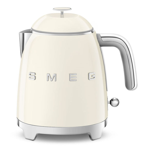 Smeg KLF05CRUK Kettle, Cream
